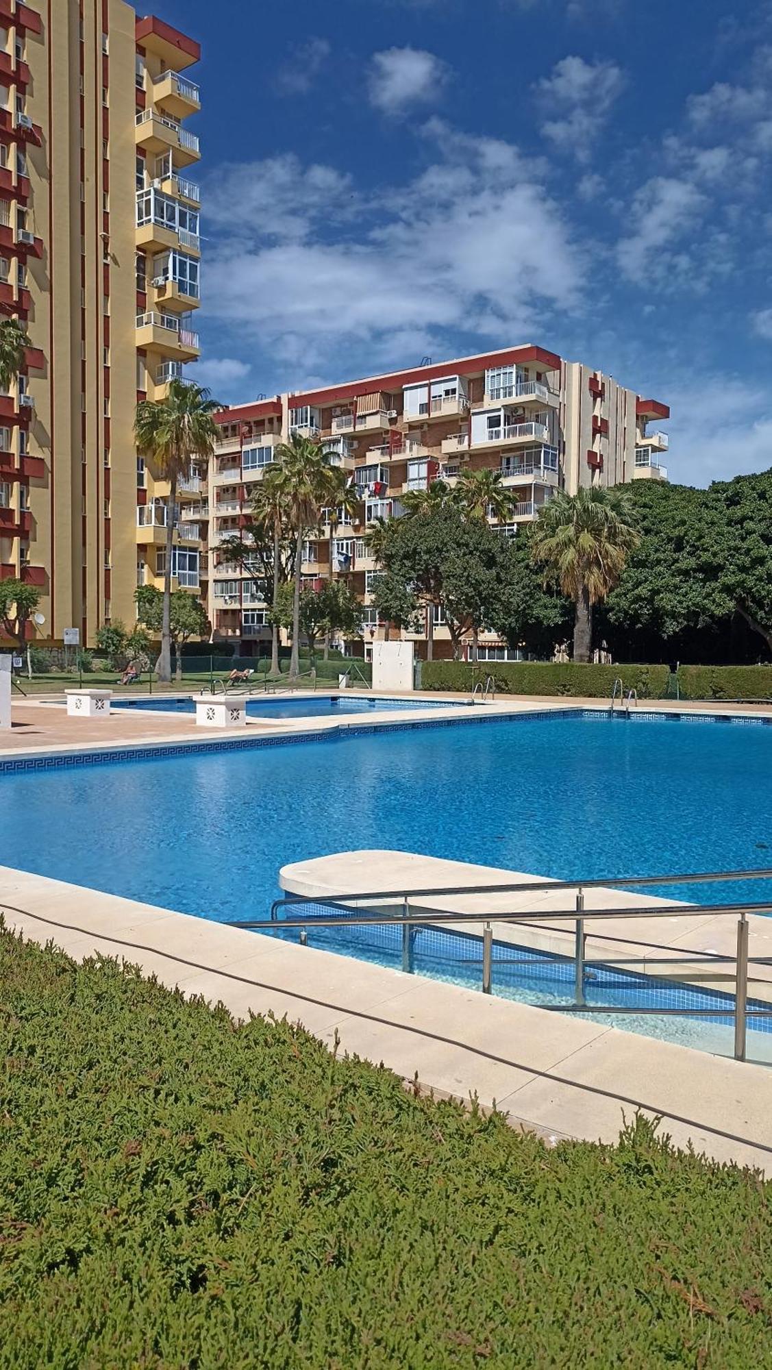 Bonito Y Moderno Estudio Con Vistas Al Mar 贝纳尔马德纳 外观 照片